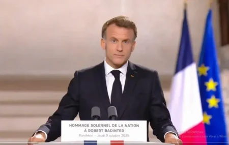 Macron reconduz Lecornu como primeiro-ministro na França