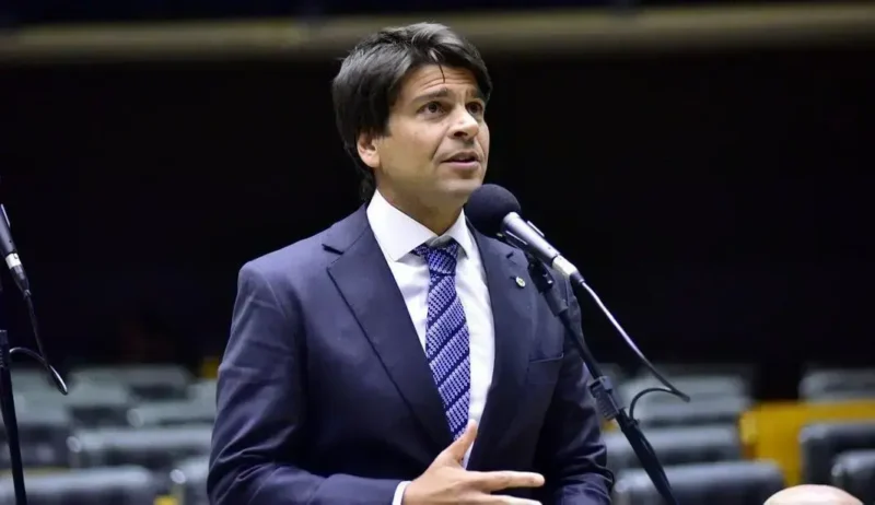 Reforma administrativa limita home office a um dia na semana