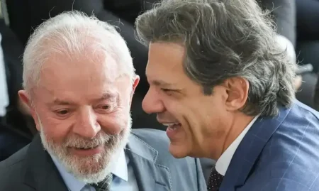 Jornal critica o negacionismo fiscal do governo Lula