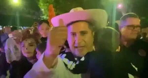 Prefeito mexicano é assassinado durante festa do Dia dos Mortos