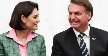 Cirurgia de Bolsonaro conclui bloqueio para crise de soluços Cirurgia de Bolsonaro conclui bloqueio para crise de soluços