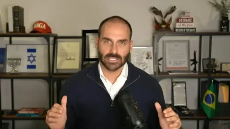 Eduardo Bolsonaro cogita passaporte de apátrida para ficar nos EUA