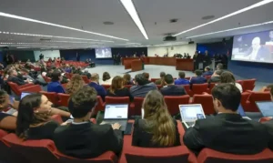 STF acumula quase 400 anos de penas por suposto golpe