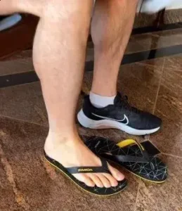 Zema ironiza Havaianas com chinelo da concorrência