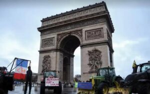 Agricultores franceses protestam em Paris contra acordo Mercosul