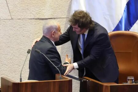 Argentina suspende transferência da embaixada para Jerusalém devido a Malvinas