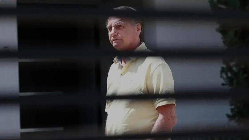 CFM abre sindicância sobre assistência médica a Jair Bolsonaro