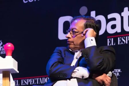 Gustavo Petro teme ação militar de Trump na Colômbia após situação na Venezuela Gustavo Petro teme ação militar de Trump na Colômbia após situação na Venezuela