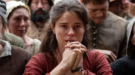 Jesse Buckley é a Vencedora do Globo de Ouro de Melhor Atriz de Drama