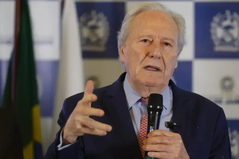 Lewandowski afirma que crimes contra a democracia são imprescritíveis e não admitem anistia