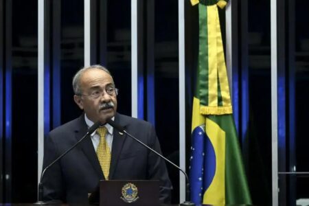 PGR pede arquivamento de investigação contra senador Chico Rodrigues PGR pede arquivamento de investigação contra senador Chico Rodrigues