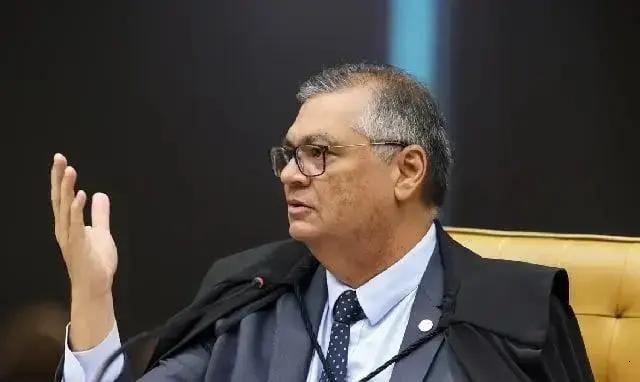 Dino apoia Toffoli e STF declara inexistência de suspeição no caso Master Dino apoia Toffoli e STF declara inexistência de suspeição no caso Master