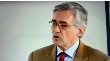 Ex-ministro do Peru morre sob custódia no Brasil e gera repercussões internacionais Ex-ministro do Peru morre sob custódia no Brasil e gera repercussões internacionais