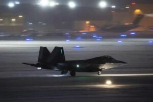 Ex-piloto da Força Aérea dos EUA preso por treinar pilotos chineses