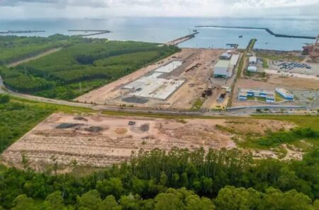 Porto privado em Aracruz atrai Hapag‑Lloyd e mira operação plena em 2028