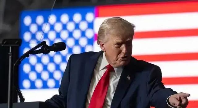 Trump anuncia visita à Venezuela e aproximação por interesses do petróleo Trump anuncia visita à Venezuela e aproximação por interesses do petróleo