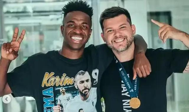 Assessor de Vinícius Júnior é baleado no Rio durante tentativa de assalto Assessor de Vinícius Júnior é baleado no Rio durante tentativa de assalto