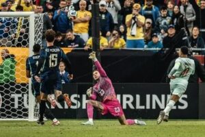 Brasil mostra dificuldade ofensiva e perde para França em amistoso