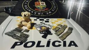 Mulher é presa em SP com 171 munições de fuzil ocultas em ônibus