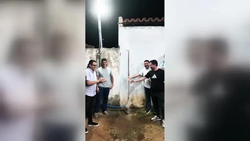 Prefeitura de Itapajé inaugura chuveiro público em via aberta Prefeitura de Itapajé inaugura chuveiro público em via aberta