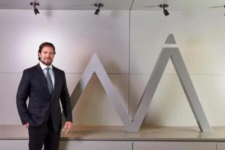 Vorcaro preso: mensagens apontam ordens de agressão e esquema bilionário Vorcaro preso: mensagens apontam ordens de agressão e esquema bilionário