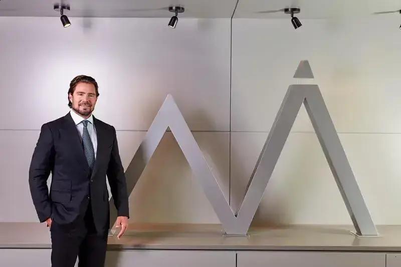 Vorcaro preso: mensagens apontam ordens de agressão e esquema bilionário Vorcaro preso: mensagens apontam ordens de agressão e esquema bilionário