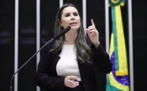 Deputada questiona Lula sobre origem da carne de paca consumida por Janja