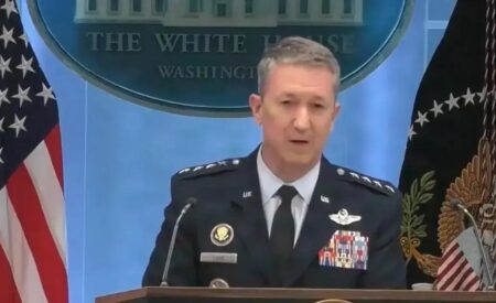 General dos EUA: custo de aeronaves não impede resgate de militares General dos EUA: custo de aeronaves não impede resgate de militares