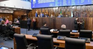 PDT leva disputa pela mesa da Alerj ao STF e questiona legalidade