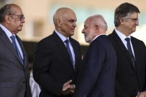 Relator culpa governo por proteger STF após derrubar relatório da CPI