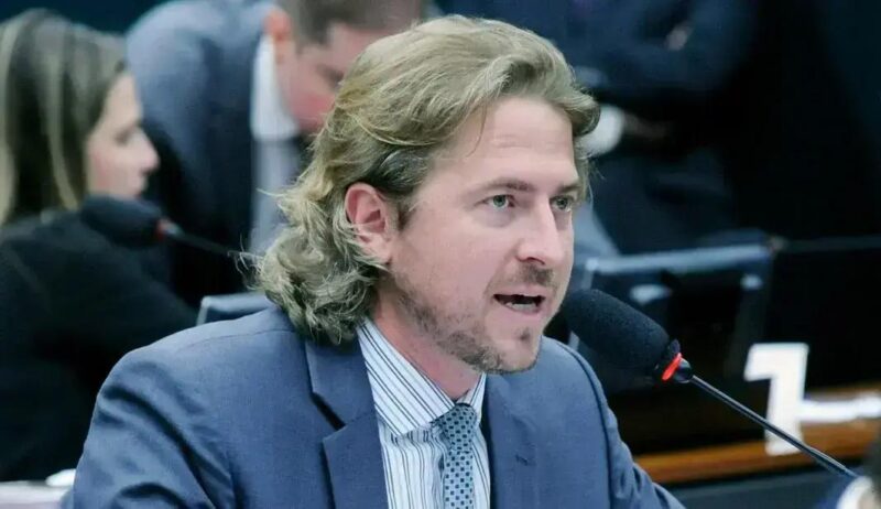 TRE-PR multa Zeca Dirceu em R$ 15 mil por ofensas a Deltan Dallagnol