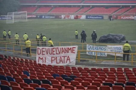 Conmebol cancela jogo do Flamengo após protesto de torcedores na Colômbia